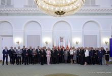 Állami kitüntetések az ország és a társadalom szolgálatára tevékenykedő személyeknek